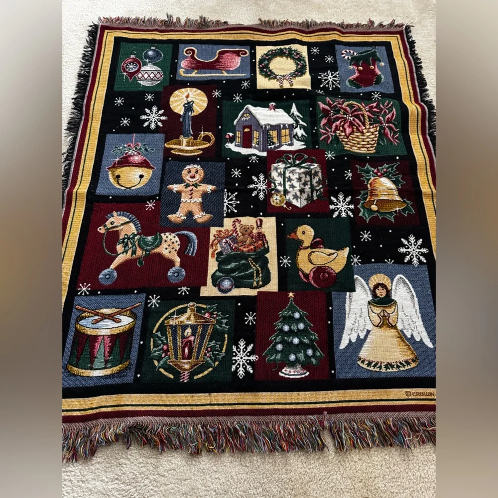 NWOT Christmas Theme Throw Blanket 48” X 60” Multicolor
